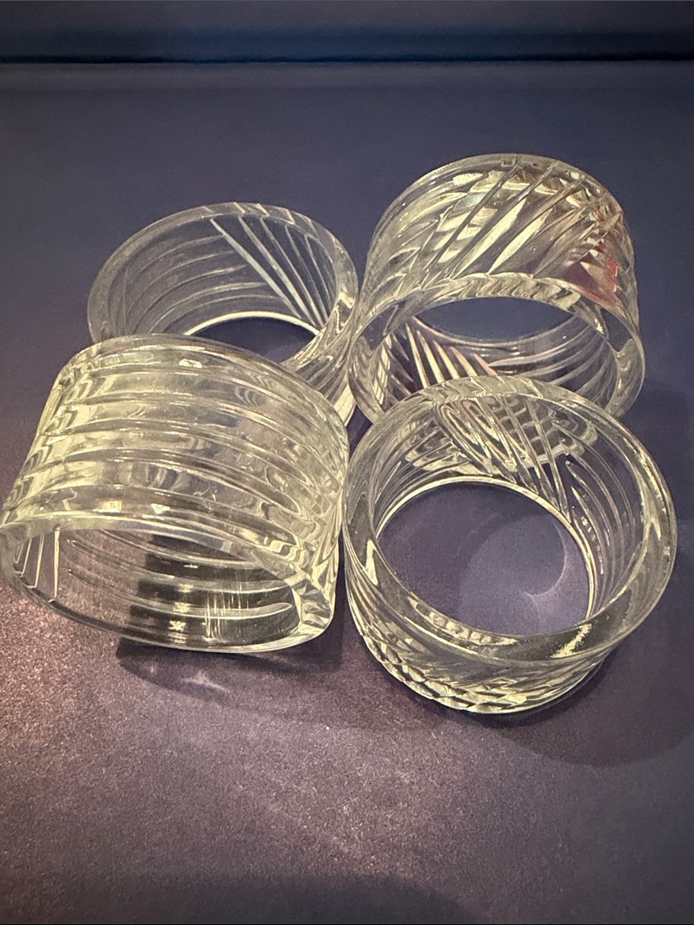 Clear Glass Napkin Rings - Swirled Design (Set of 4)